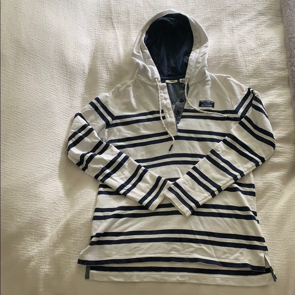 LL BEAN SOFT COTTON PULLOVER WITH HOOD